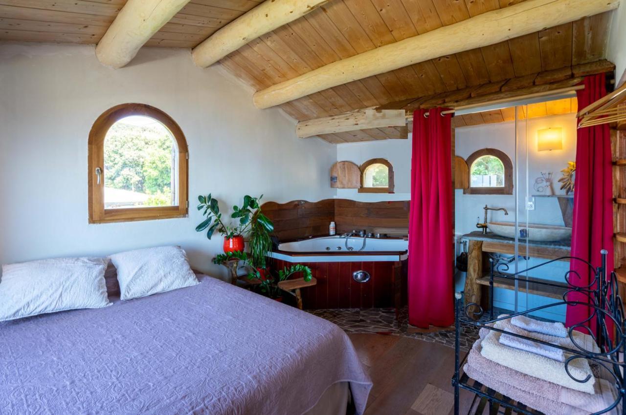 Coin De Paradis Vue Dominante Sur Mer, Montagne Et Tour Genoise Avec Jacuzzi Pino Buitenkant foto